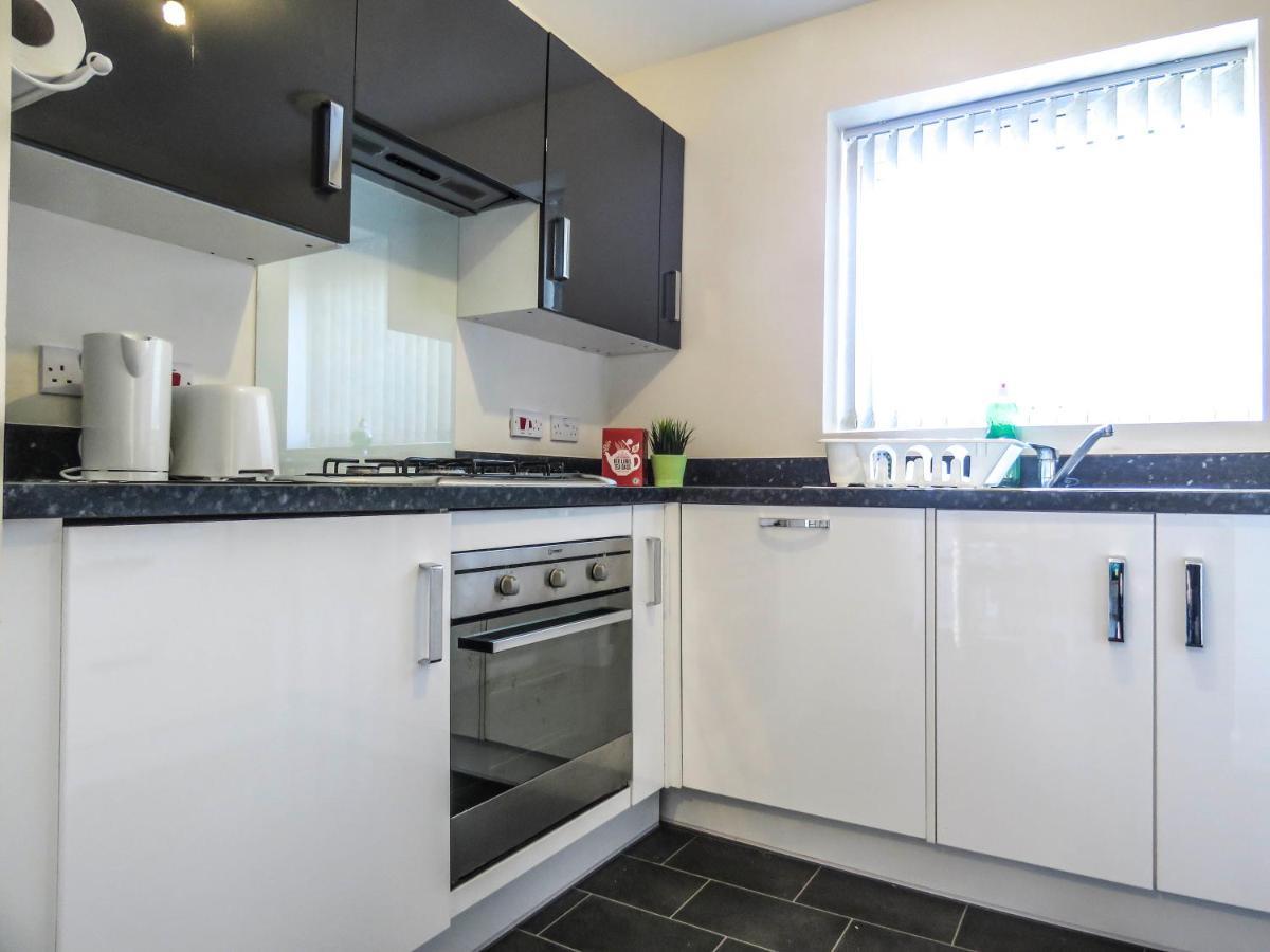 Tudors Esuites 4 Bedroom House Driveway & Garden Birmingham Kültér fotó